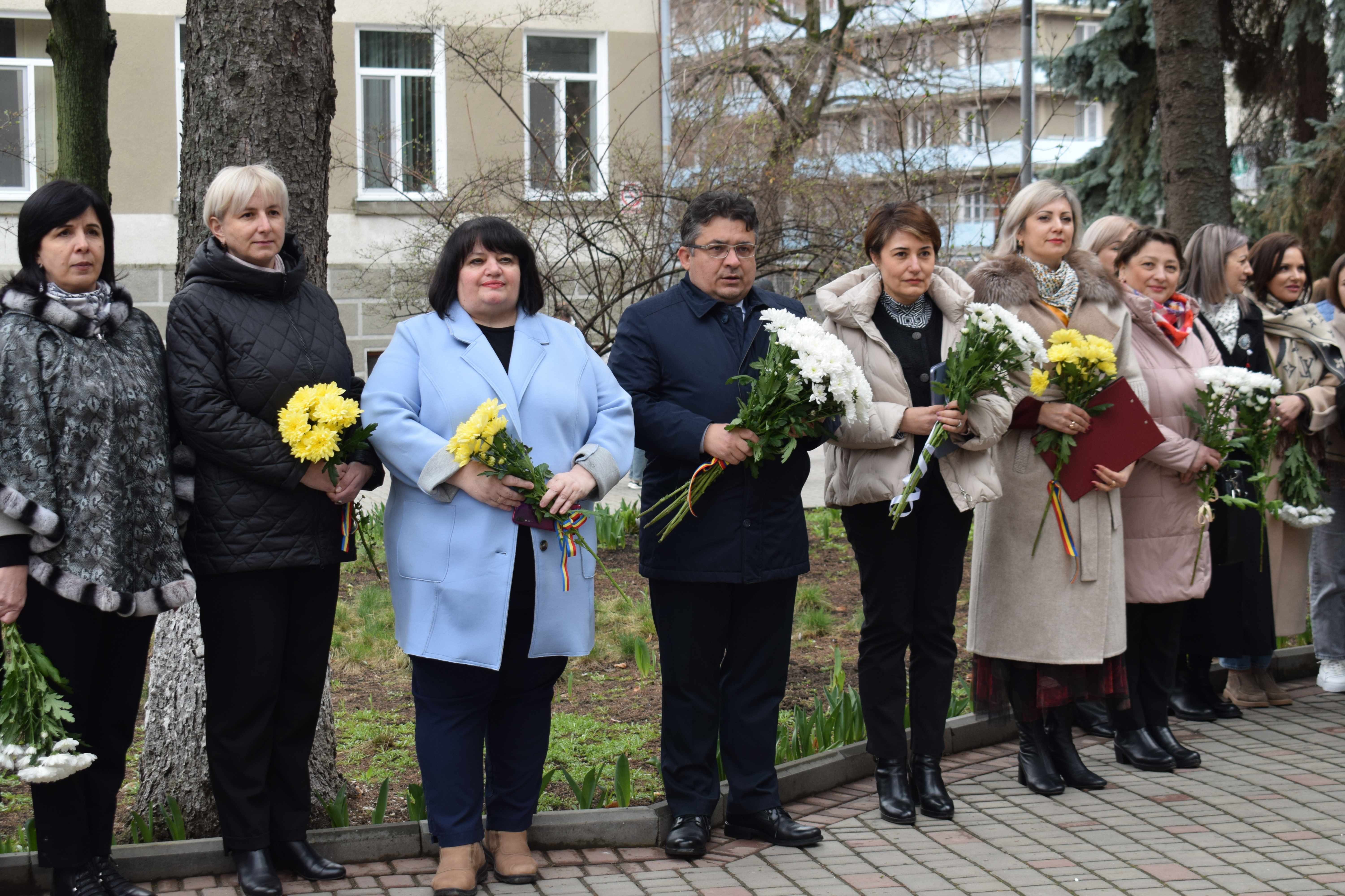 Astăzi, 17 martie, ziua de naștere al scriitorului român, ALECU RUSSO, patronul spiritual al Universității noastre.