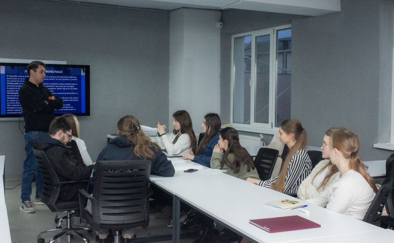 Trainingul „Scriere de proiecte” – trei zile de învățare aplicată pentru studenții USARB